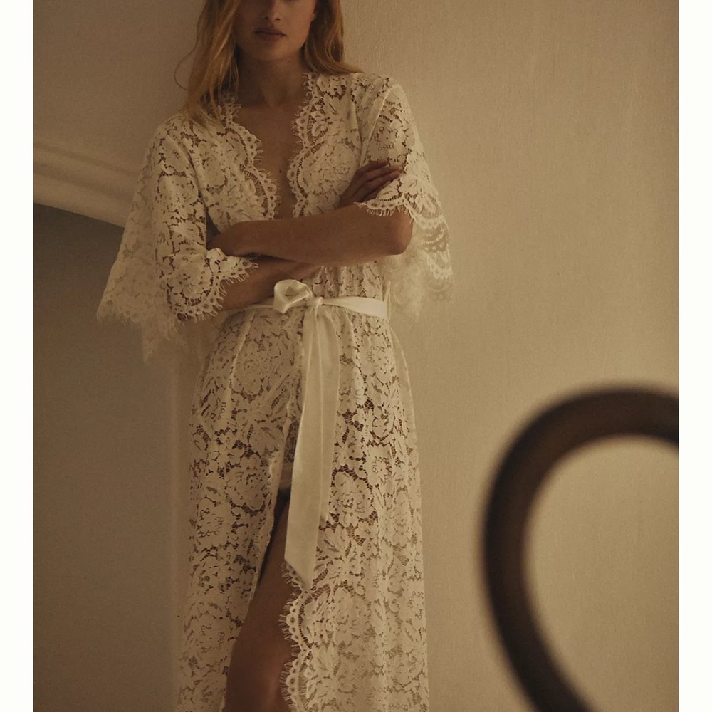 Anthropologie Homebodii Saskia Long Lace Robe XS